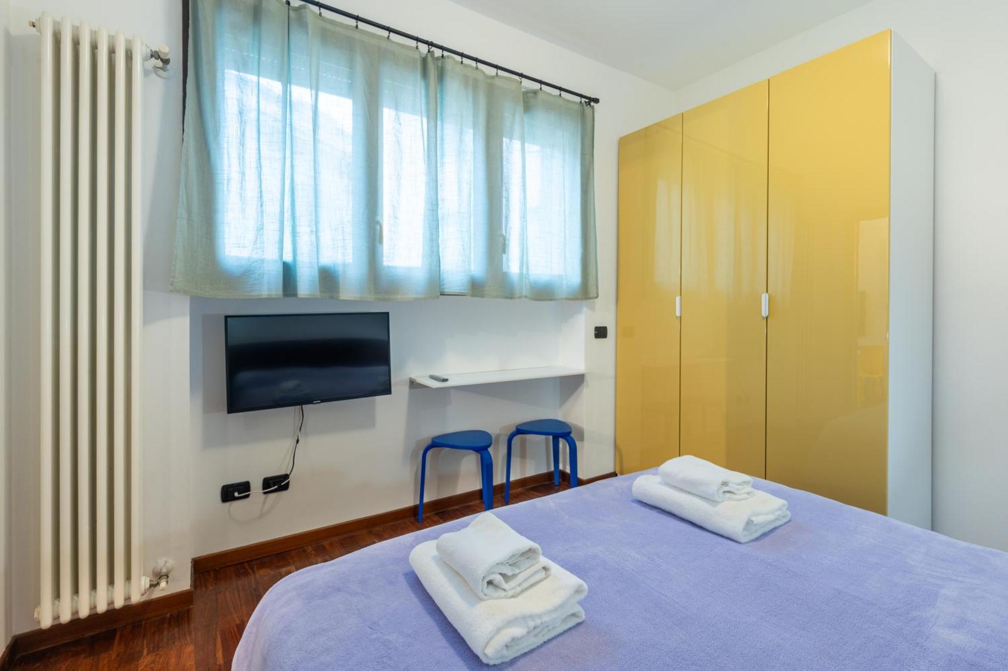 Parma Centro-Stazione Express Apartment Buitenkant foto